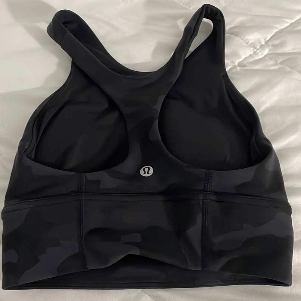 Lululemon camo sports bra
